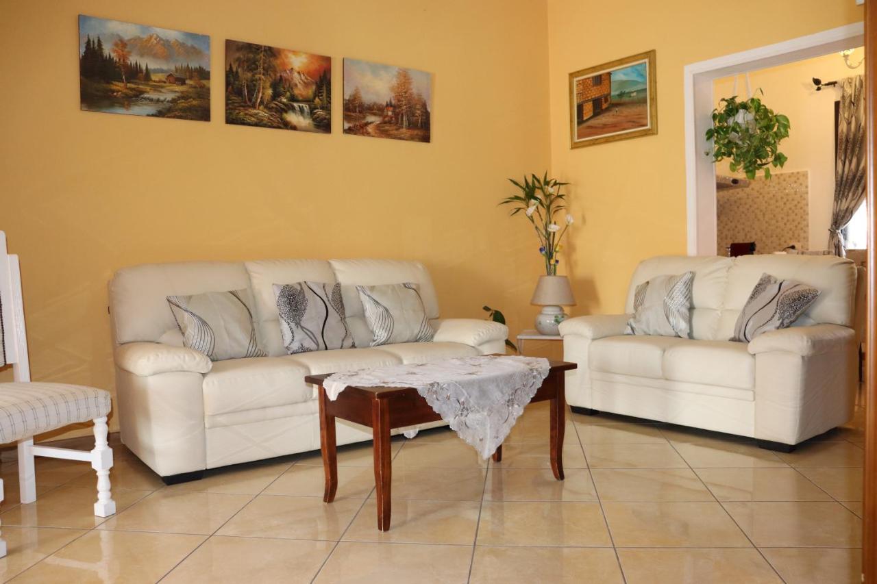 Apartment Casa Andreea Vicino Al Centro Di Iun R5904 *