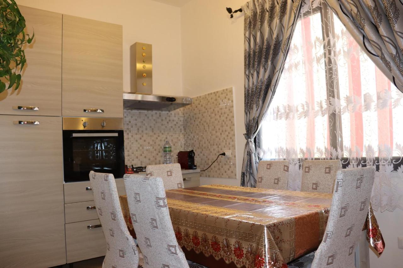Casa Andreea Vicino Al Centro Di Iun R5904 Appartement Olbia
